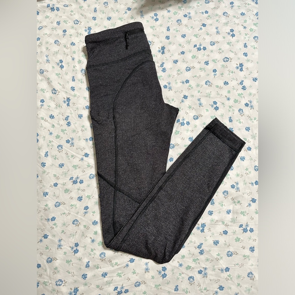 Lululemon Speed Tight V Power Luxtreme Variegated knit Heathered Black Size 4! - Picture 6 of 12